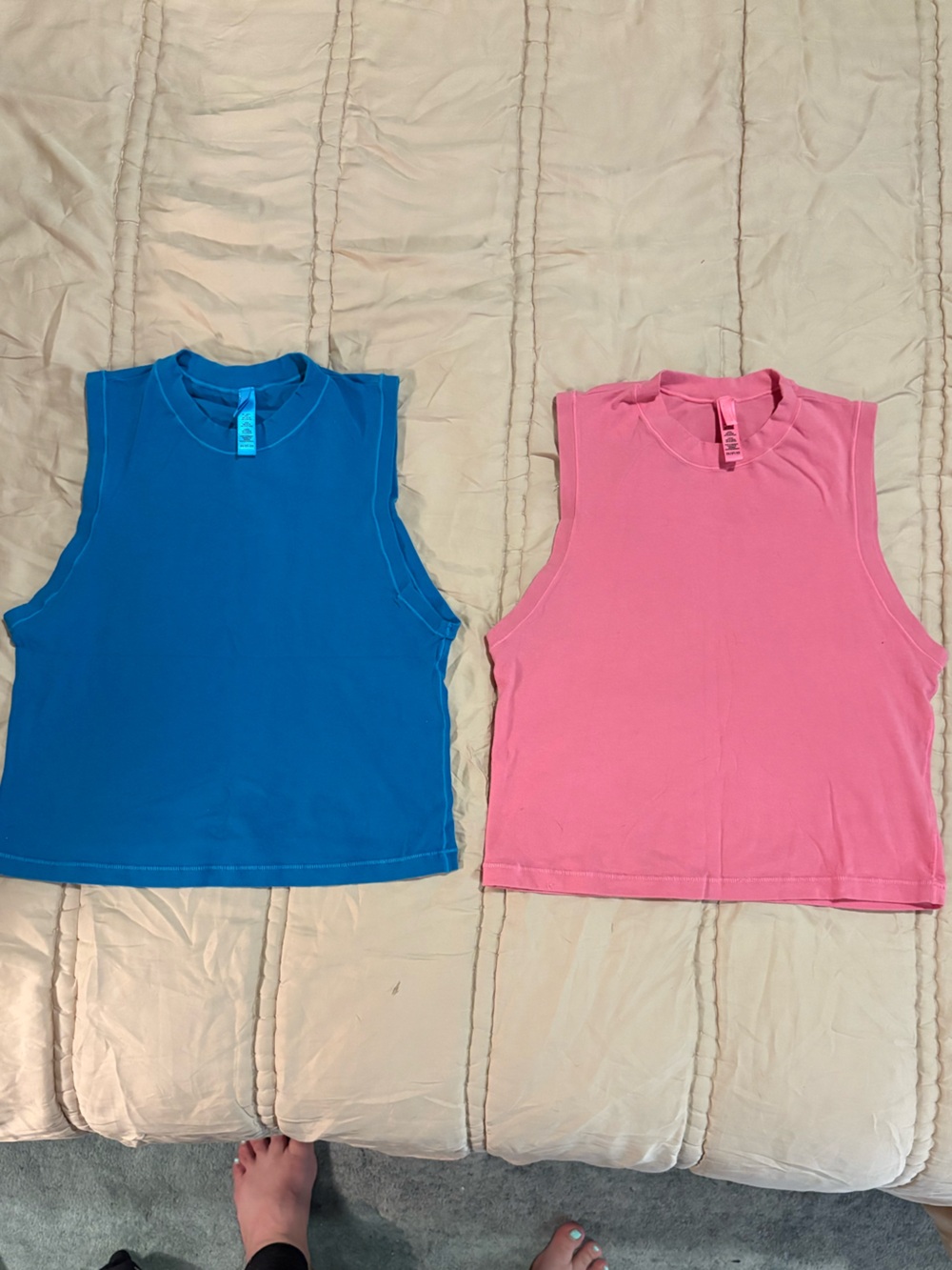SKIMS Sleeveless Tank Tops in Blue and Pink
